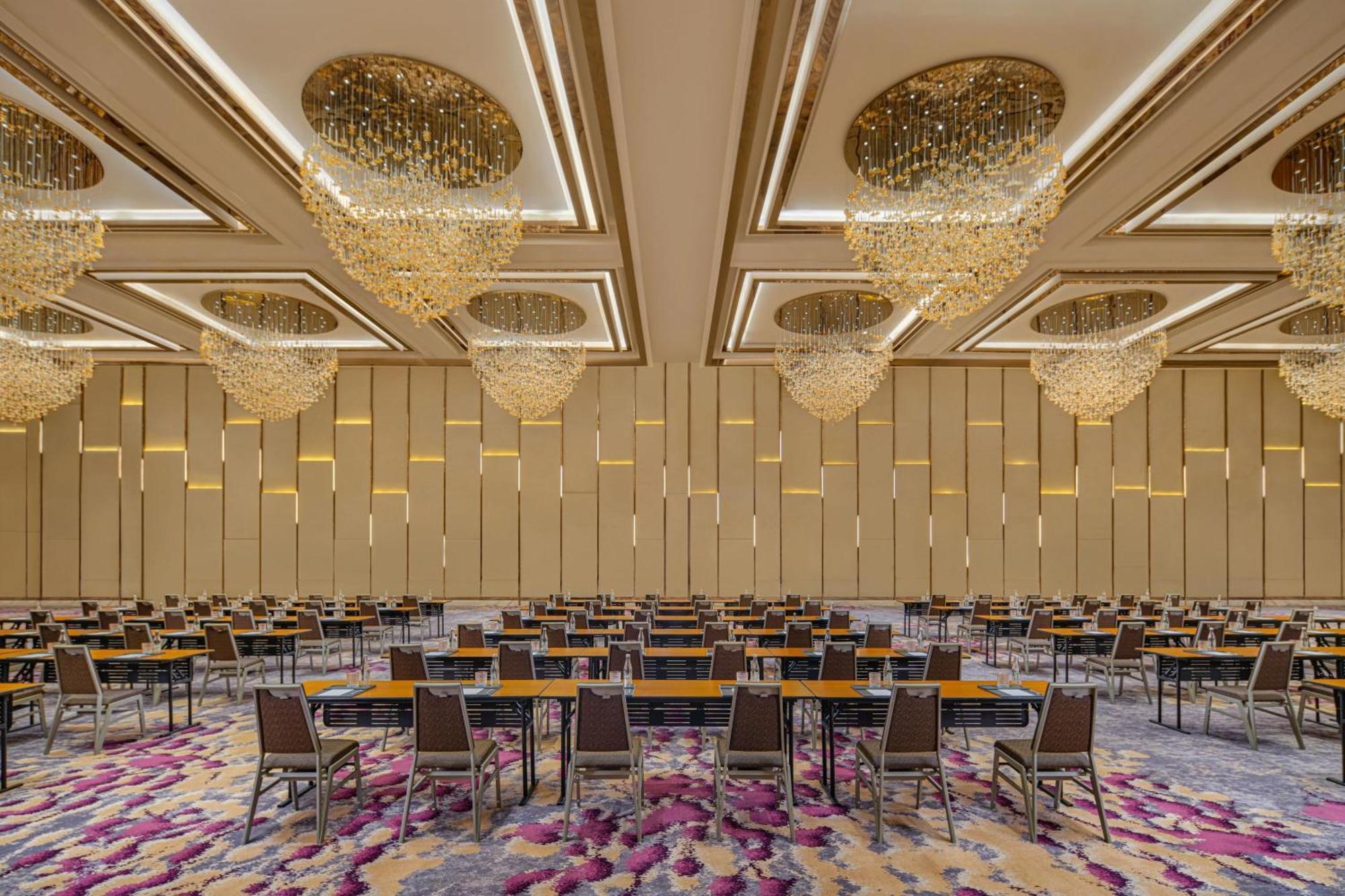 The Westin Jakarta Eksteriør bilde