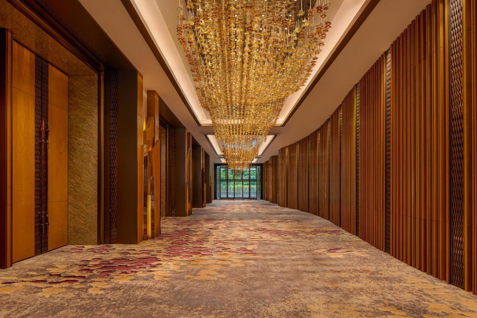 The Westin Jakarta Eksteriør bilde